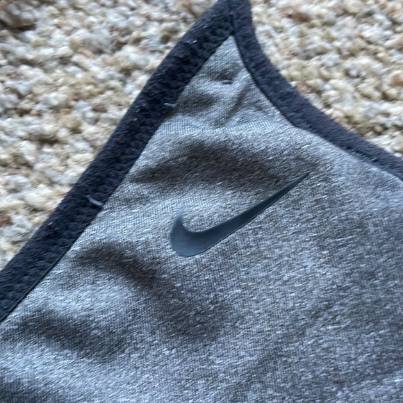 Nike Gray Sports Bra - Picture 2 of 3